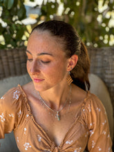 Load image into Gallery viewer, Floating Diamonds Earrings # 1024