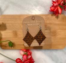 Load image into Gallery viewer, Floating Diamonds Earrings # 1024