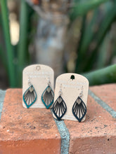 Load image into Gallery viewer, Fan Leaf Palm Earrings # 1028