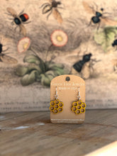 Load image into Gallery viewer, Honeycomb Blossoms # 111