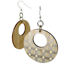 Load image into Gallery viewer, Crosshatch Bamboo Earrings #948