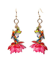 Load image into Gallery viewer, Frog on Flower Earrings #T166
