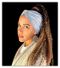 Load image into Gallery viewer, The Girl with the Green Tree Earrings Puzzle #T217